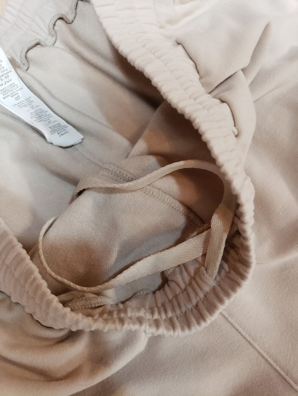 alo Yoga Double Take Straight Pant Mens Large Beige Relaxed Oat Milk Color - Picture 5 of 7